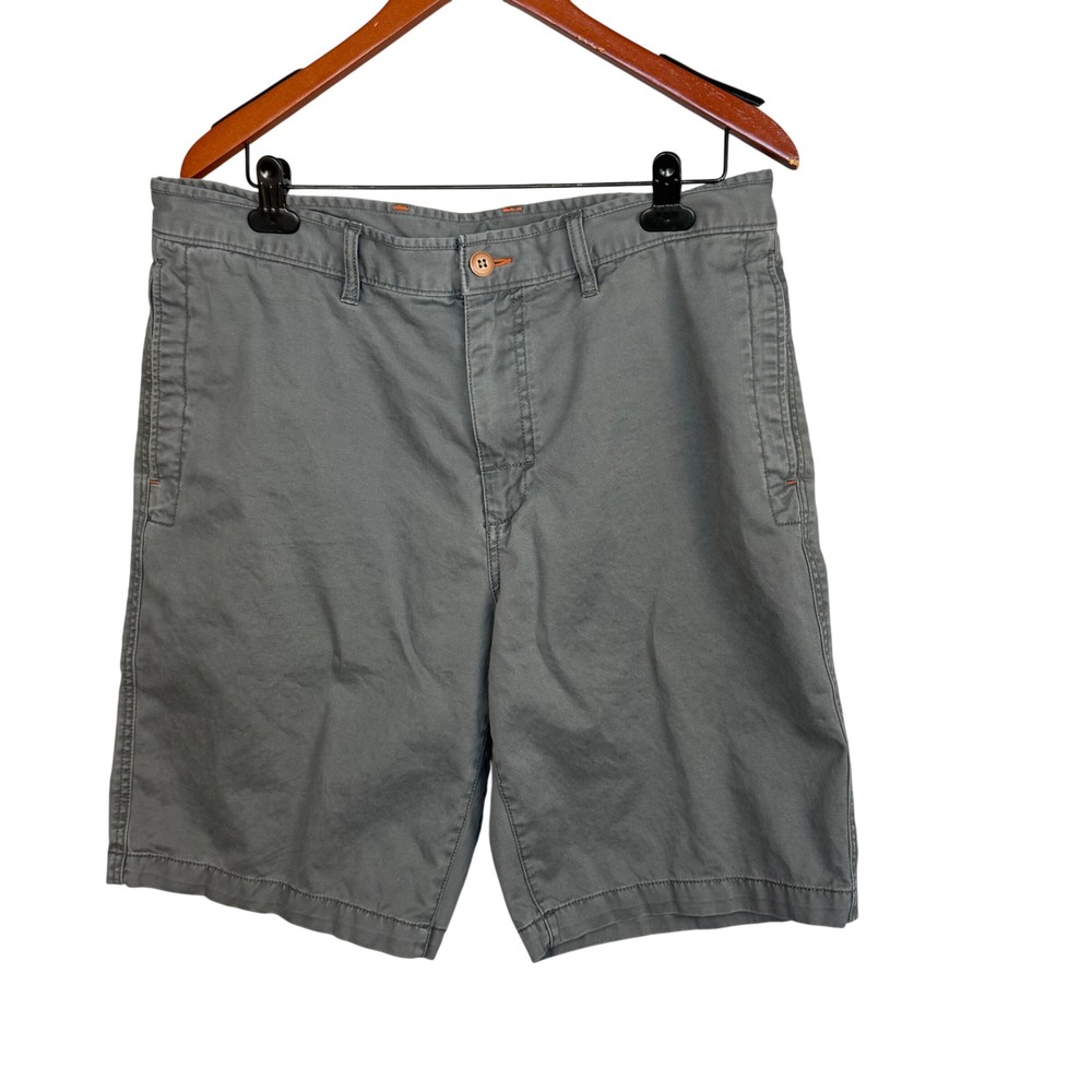Tommy Bahama Relax Chino Shorts Men's 36 Gray Embroidered Fish‎ Casual